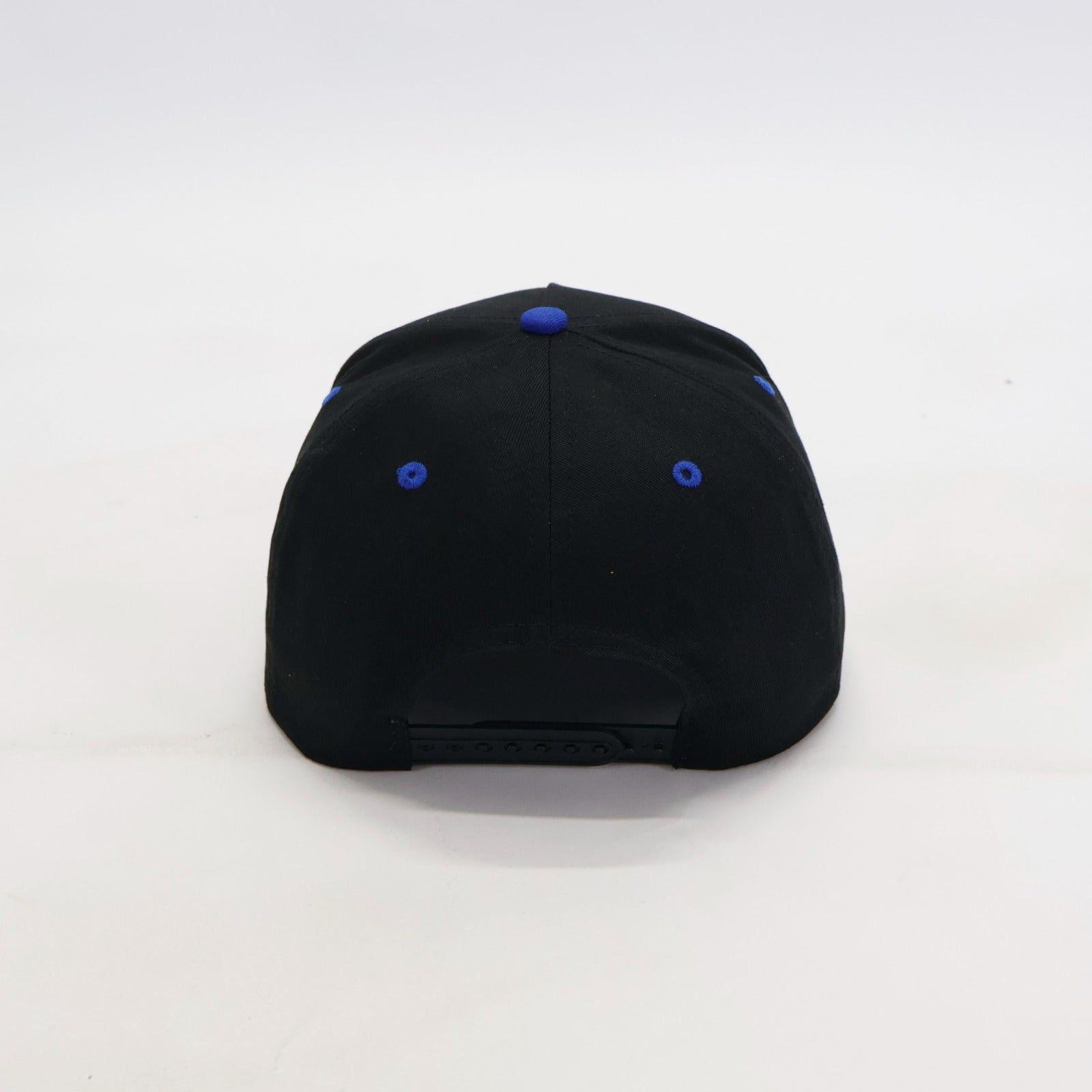 Black cap with blue 